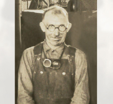 Old photo of man in glasses